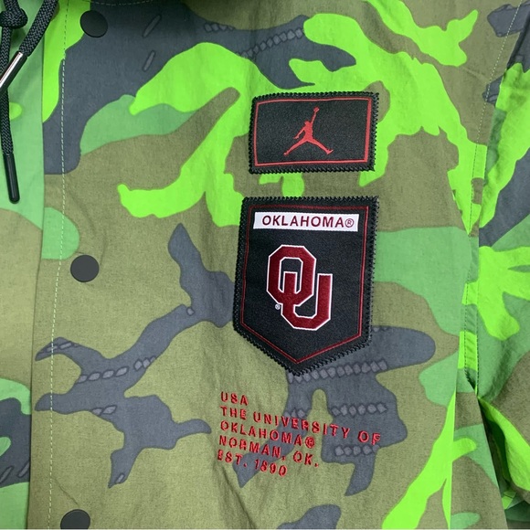 Oklahoma Sooners Nike Jordan Mens Jacket Camo Large On Field Coaches Jacket USA - Picture 3 of 11
